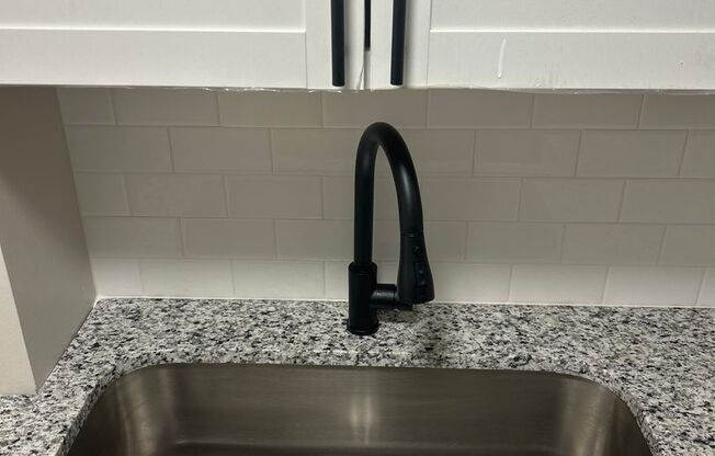 2 beds, 1.5 baths, 1,100 sqft, $1,099, Unit 706-C