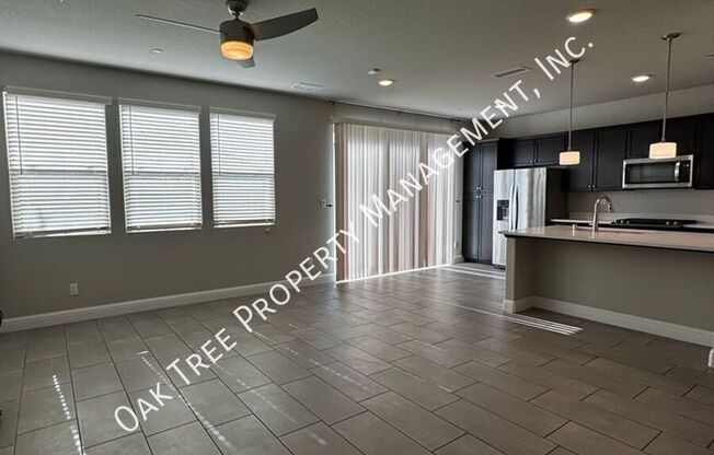 2862 N SOPHIE DR