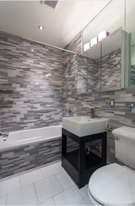 W. 128th St, 7th Ave