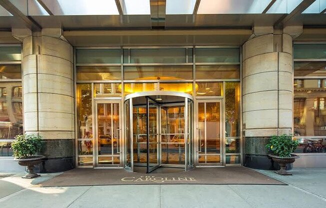 Studio, 1 bath, $5,100, Unit 1705