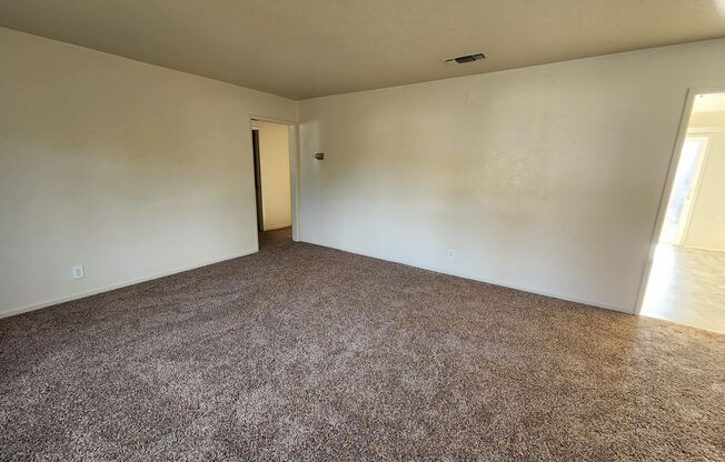 3 beds, 1 bath, $1,695