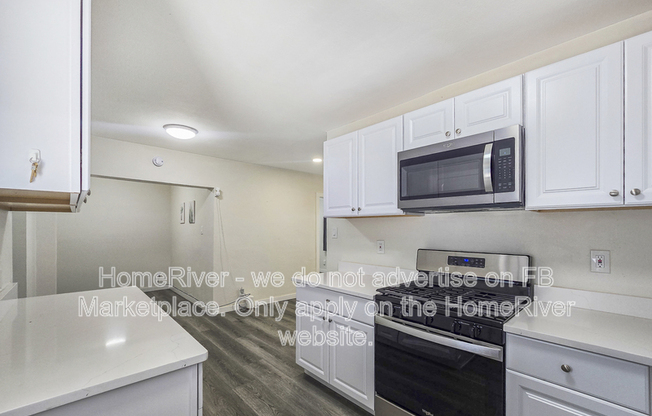 1339 E GLENROSA AVE