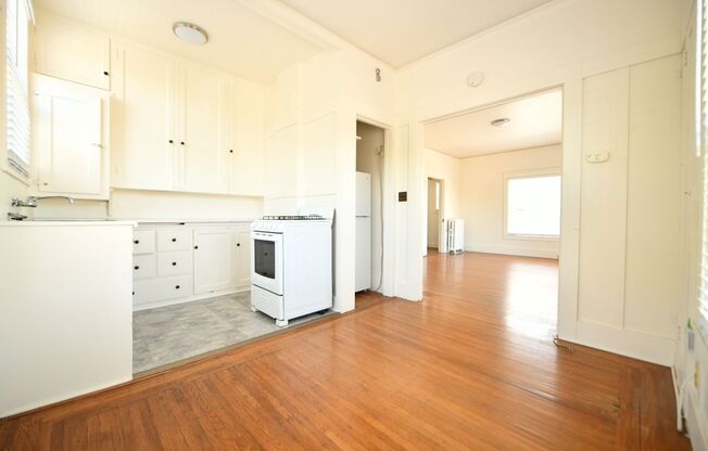 Studio, 1 bath, $1,895, Unit 04