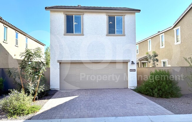 1946 W LARIAT LN