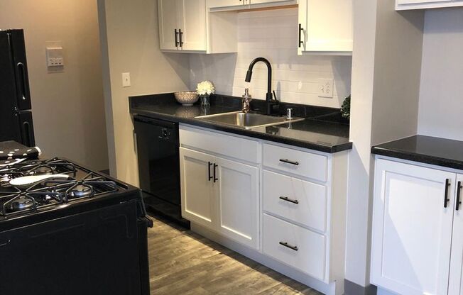 2 beds, 1.5 baths, 850 sqft, $1,625, Unit 101
