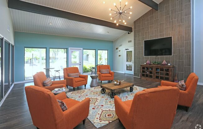 2 beds, 2 baths, $1,049, Unit 1812