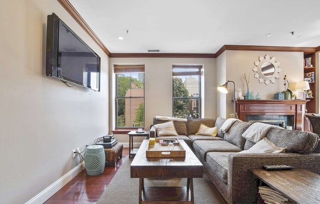 14 Clarendon St.
