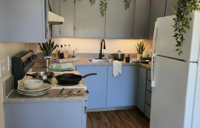 1 bed, 1 bath, 609 sqft, $1,200, Unit 1711-06