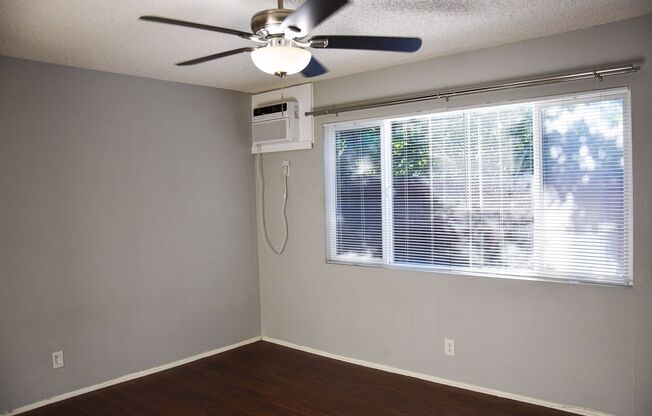 2 beds, 1 bath, $2,995