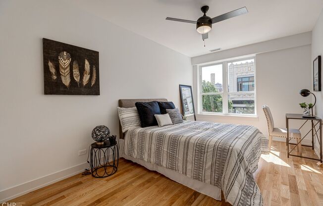 2 beds, 1 bath, 760 sqft, $2,695, Unit 2740-307