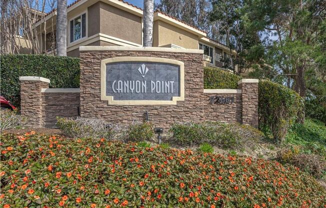 2 Bedroom Corner Unit in Canyon Point, Aliso Viejo!