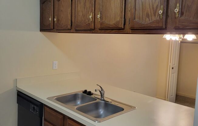 1 bed, 1 bath, 790 sqft, $915, Unit 5081