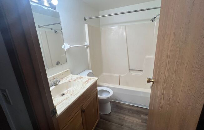 1 bed, 1 bath, $1,150, Unit 3802