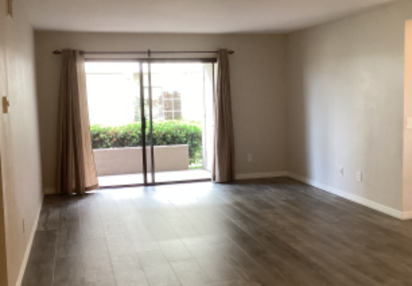 12261 CARMEL VIS RD