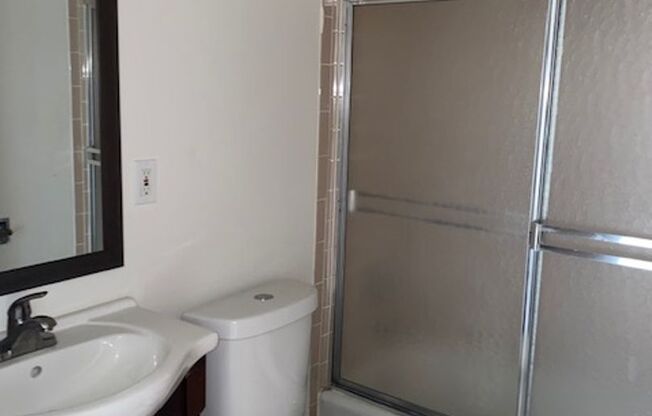 1 bed, 1 bath, $1,150, Unit Unit 304