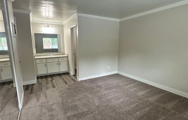 2 beds, 2 baths, 1,015 sqft, $2,795, Unit 240