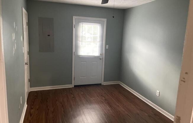 3 beds, 2 baths, 1,500 sqft, $1,575