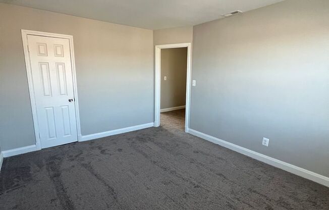 3611 Ravenwood Ave