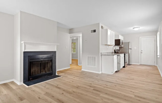 6116 SPICE RDG LN