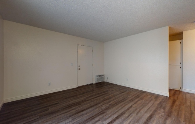 631 Blackshaw Ln