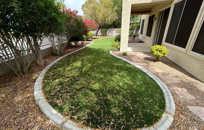 3 beds, 3 baths, $2,395