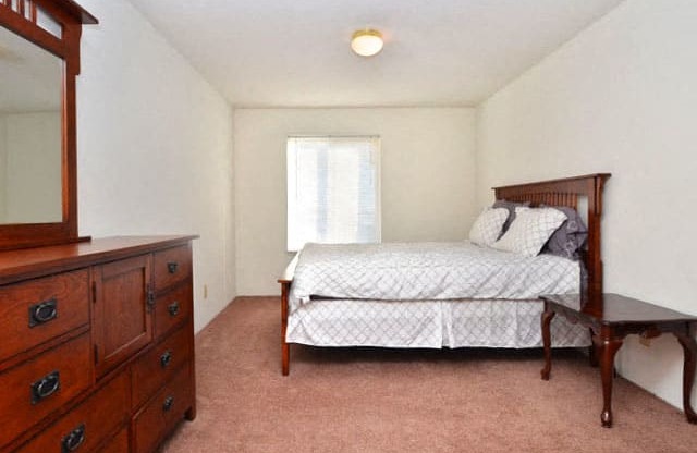 Beautiful Bright Bedroom With Wide Windows at Ross Estates Apartments, MRD Conventional, Lawton