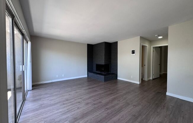 425 Coronado