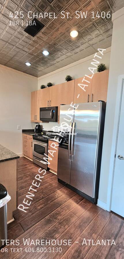 425 CHAPEL ST SW