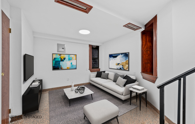 144 W 109 ST