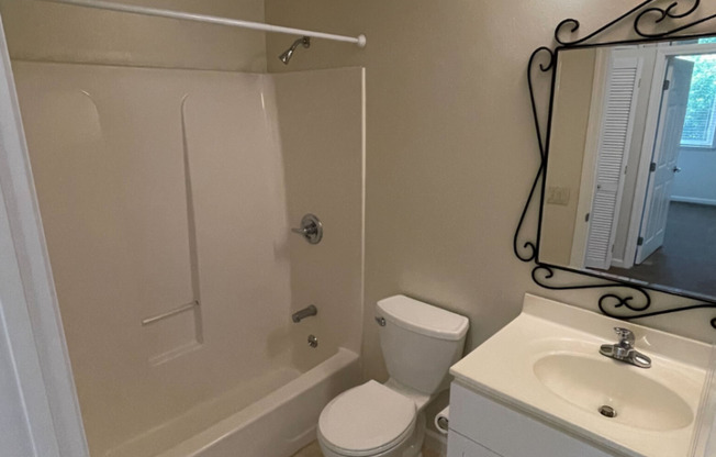 2 beds, 2 baths, $3,250