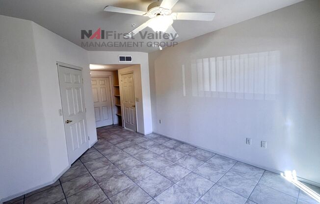 2 beds, 2 baths, $1,400, Unit Unit 2105