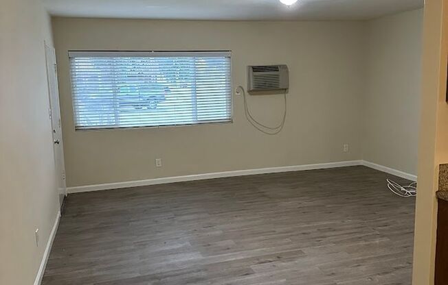 1 bed, 1 bath, 795 sqft, $1,795, Unit 01