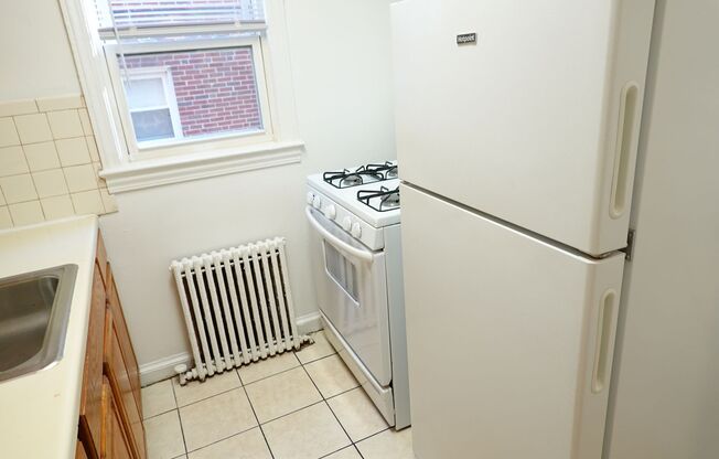8505 Greenwood  Ave FHY Properties, LLC