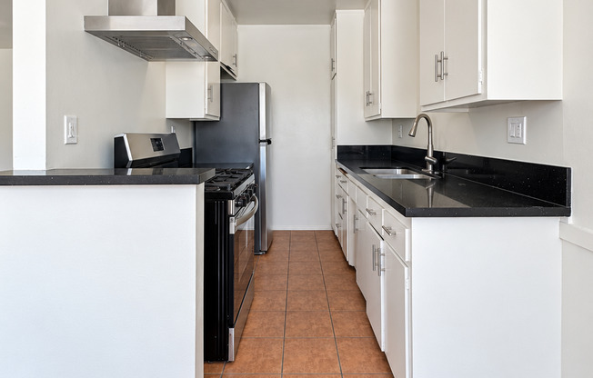 1159 N CURSON AVE