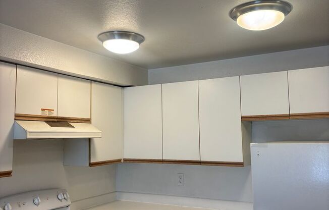 1 bed, 1 bath, 715 sqft, $1,750, Unit 304