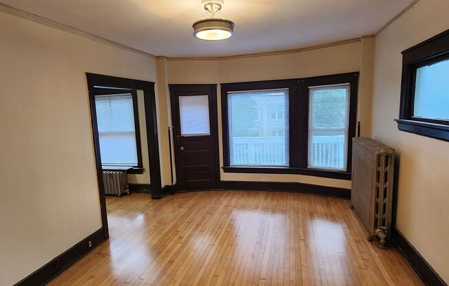 2417-19 N. Cramer St.