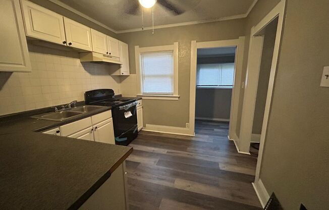 3 beds, 1 bath, $1,200