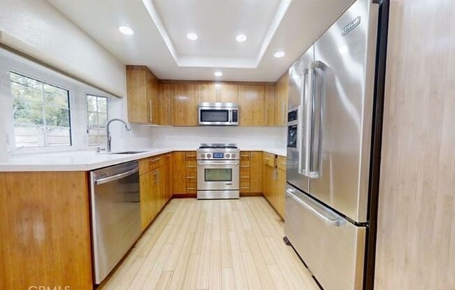 Gorgeous 3 Bed, 2.5 Bath in Irvine– Coming Soon!