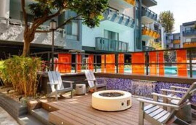 1 bed, 1 bath, 670 sqft, $1,895, Unit 1348