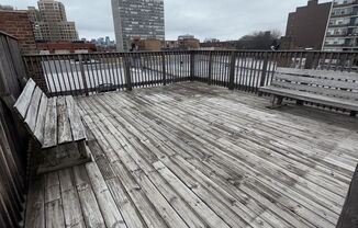 Stunning Top Floor 2 Bed, 2 Bath Condo Just Steps to the Lake