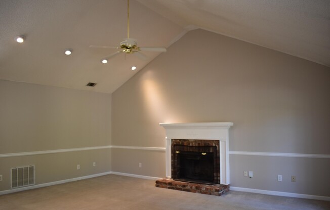 309 TIMBERIDGE DR