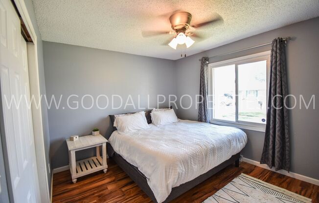 2 beds, 1.5 baths, $1,525