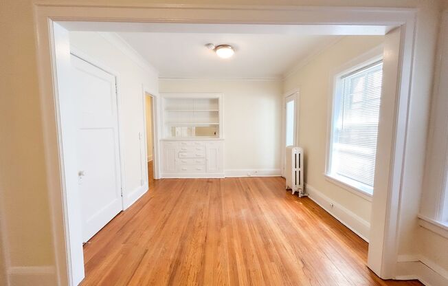 1619 Lagoon Ave
