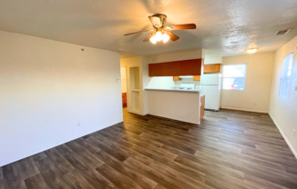 2 beds, 1 bath, 900 sqft, $900, Unit Unit A