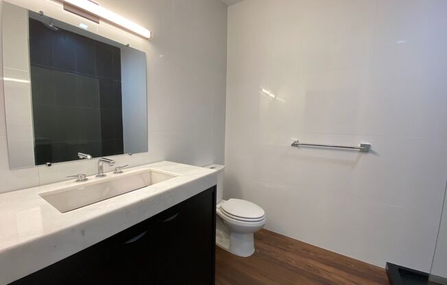 1 bed, 1 bath, 518 sqft, $1,460, Unit 411