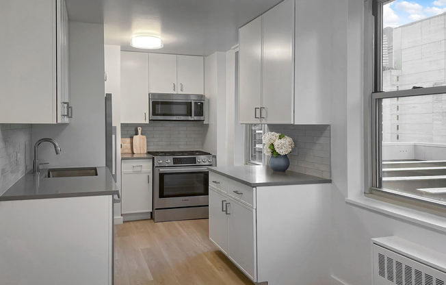 1 bed, 1 bath, $5,495, Unit 21A