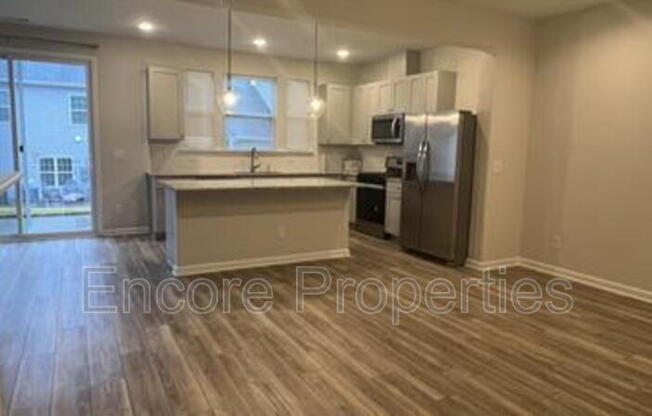 767 Creekway Dr