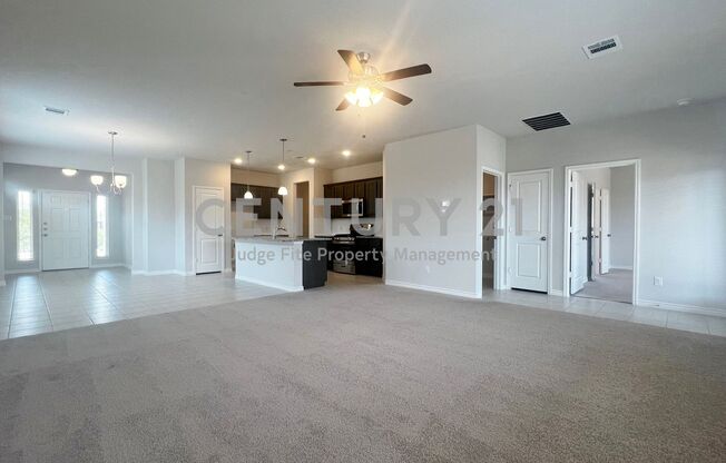 Beautiful 3/2/2 in Fort Worth For Rent!