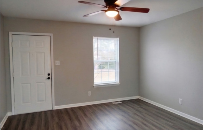 1 bed, 1 bath, 672 sqft, $850, Unit 1015