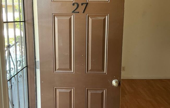 Hacienda Plaza Apartments
